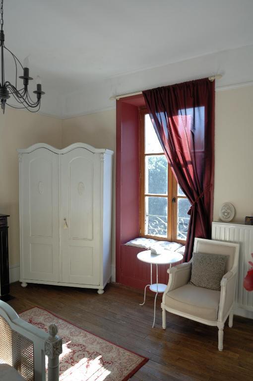 Le Moulin Des Farges Bed & Breakfast Meymac ห้อง รูปภาพ