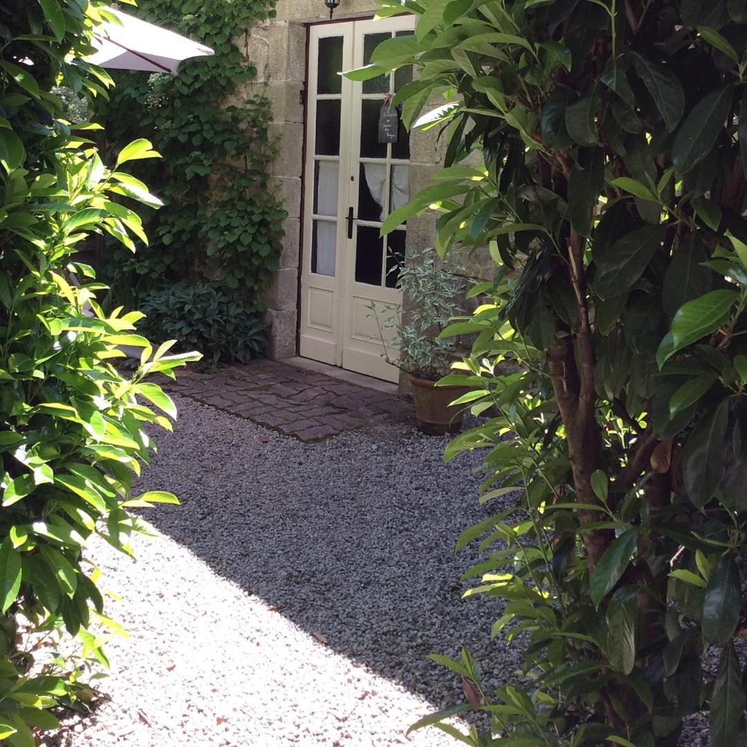 Le Moulin Des Farges Bed & Breakfast Meymac ภายนอก รูปภาพ